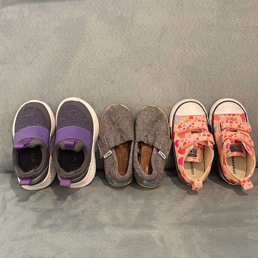 3 Shoes! TOMS Kids, Cat & Jack, and Converse Shoes size 6